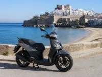 Kymco Agility 125 — side