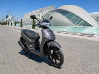Peugeot Tweet 125 — спереди
