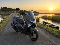 Yamaha NMAX 125 — vorn