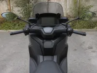 Yamaha XMAX 250 — Detail